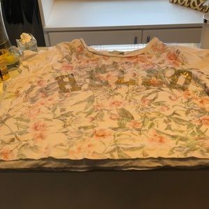 A forever 21+ size the crop top shirt